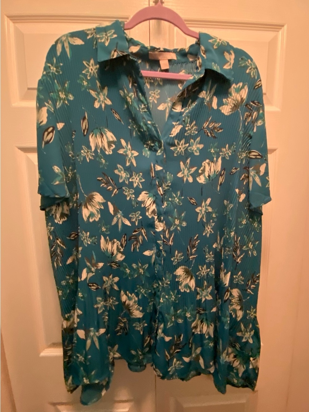 Woman’s Within/Only Necessities Teal Floral Pleated Short-Sleeve Blouse 1X